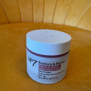 No7 Restore & Renew Day Cream 50ml